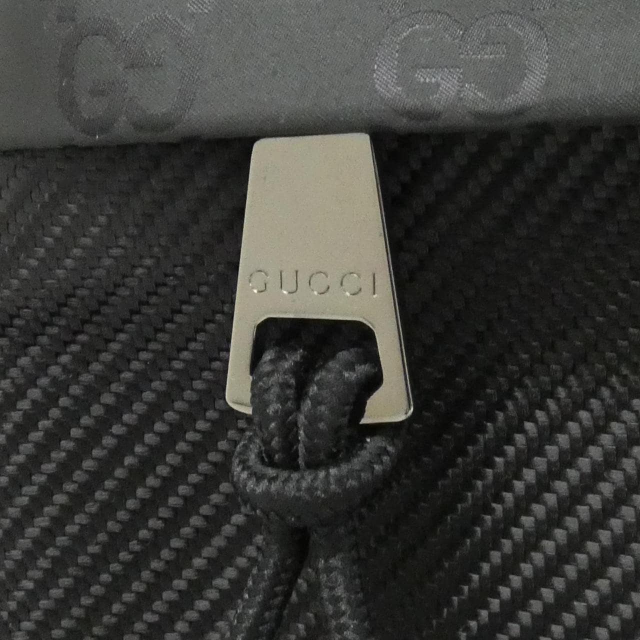 【新品】グッチ 818962 FAEEE バッグ