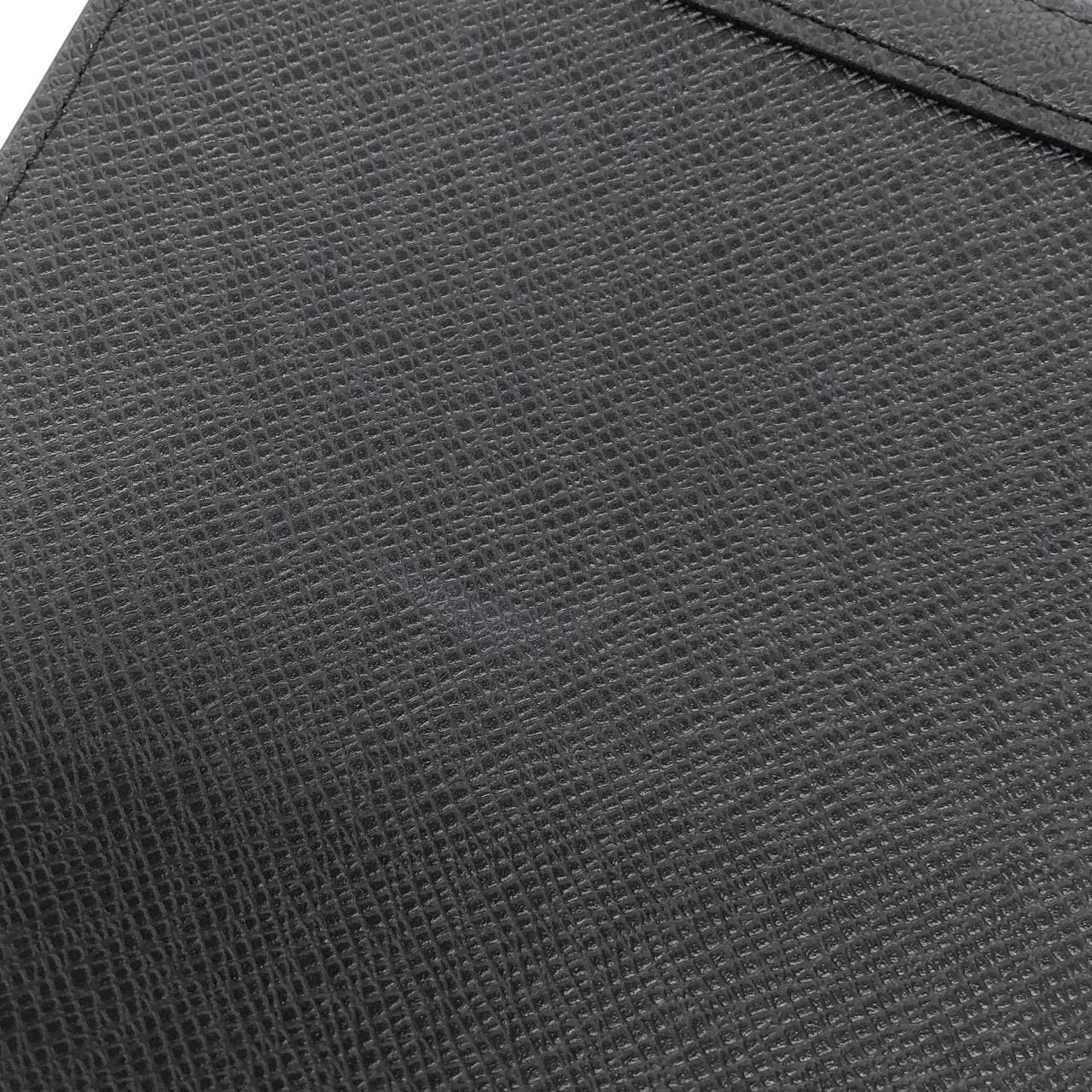 ルイヴィトン タイガ ポシェット ヴォワヤージュ MM M30547 バッグ