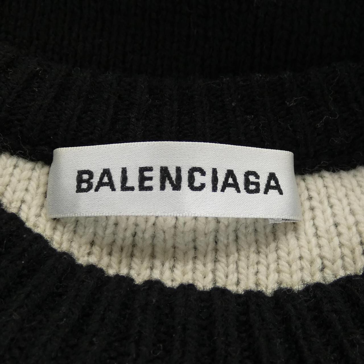 バレンシアガ BALENCIAGA 555273 T1471 ニット