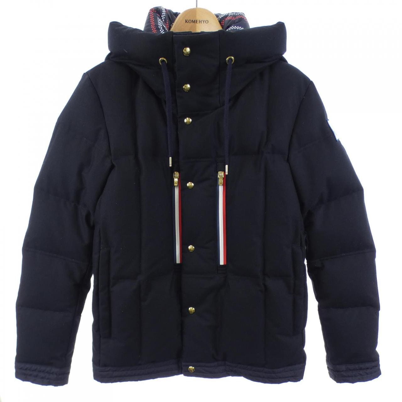 モンクレールガムブルー MONCLER GAMMEBLEU 23914137880 ダウンジャケット