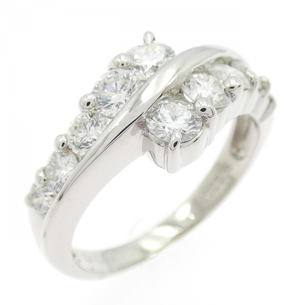 PT900 ダイヤモンド リング 1.00CT