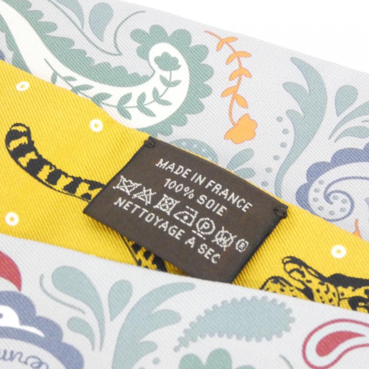 エルメス GUEPARDS BANDANA ツイリー 064179S スカーフ