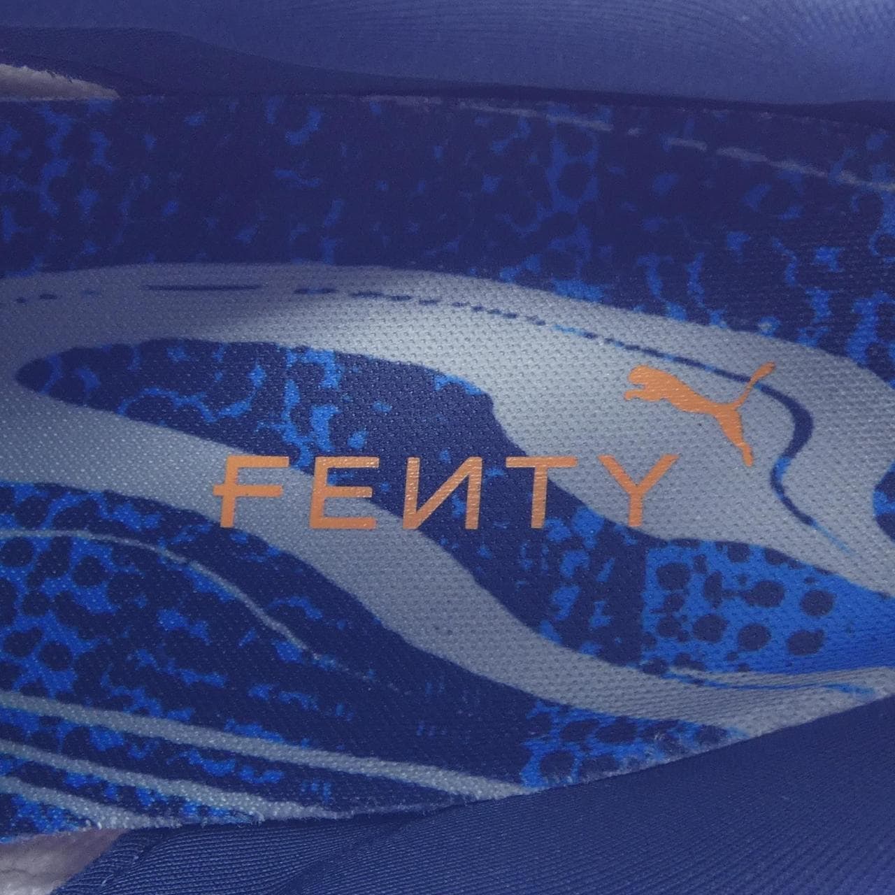 プーマ PUMA 404808-02 スニーカー