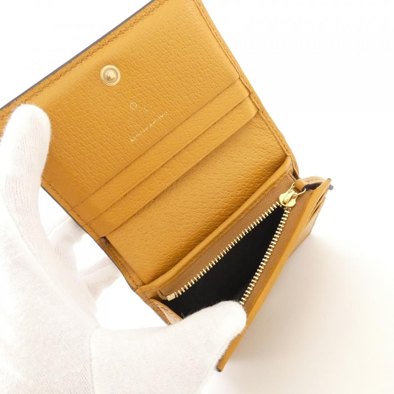 グッチ 660510 2YUAG 財布