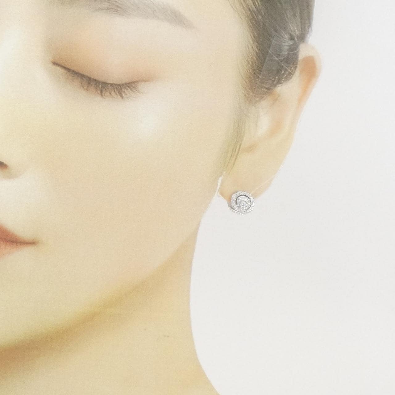 K18WG ダイヤモンド ピアス 1.20CT