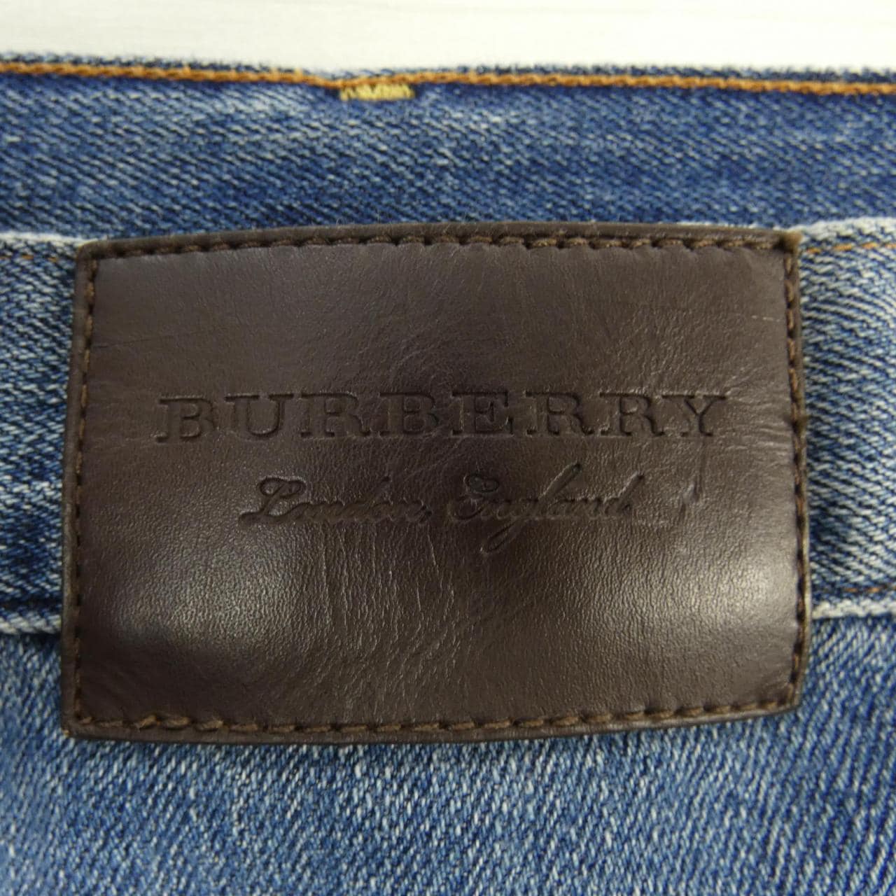 バーバリー BURBERRY ジーンズ