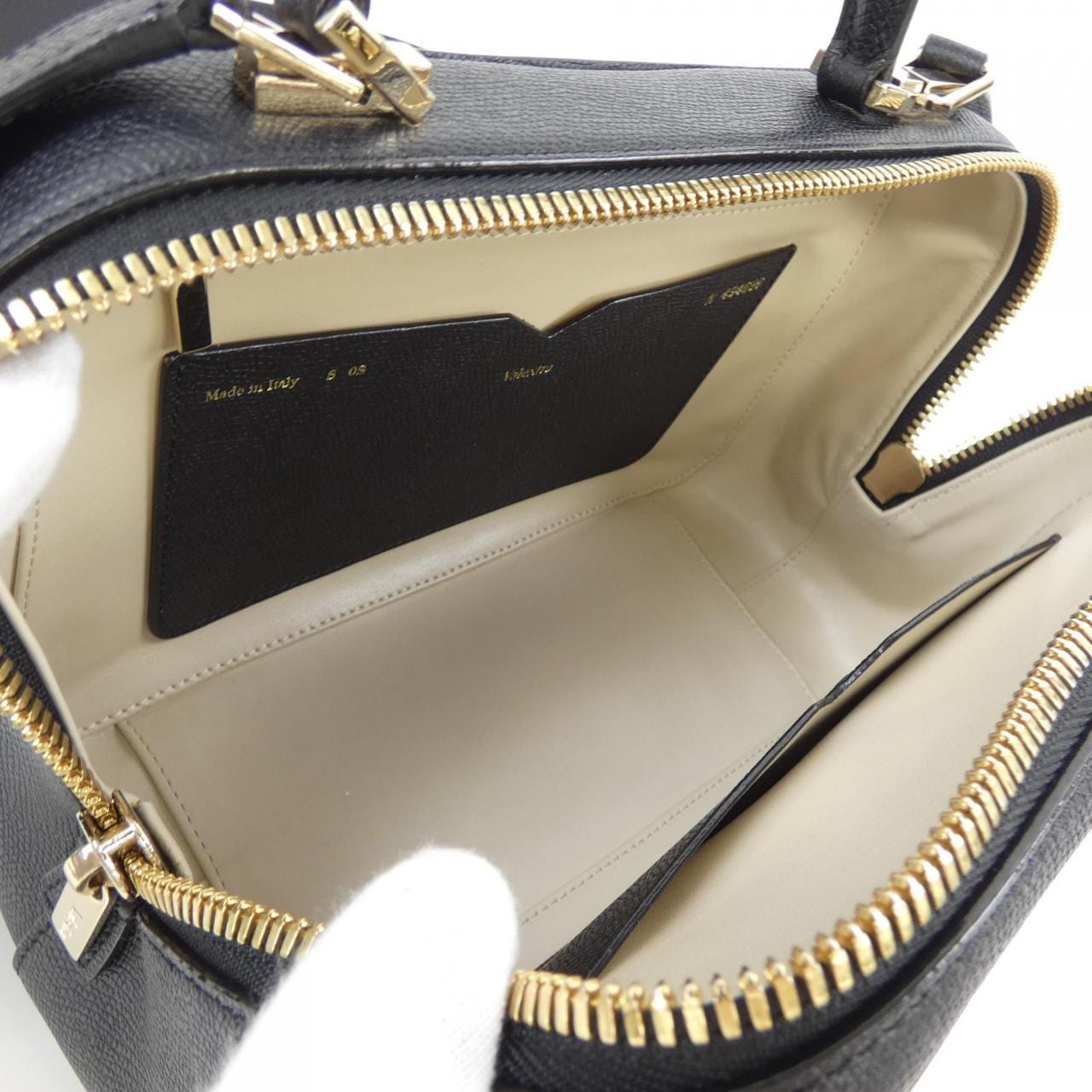 ヴァレクストラ VALEXTRA セリエエッセ SERIES WBSS0017028LOC99 BAG