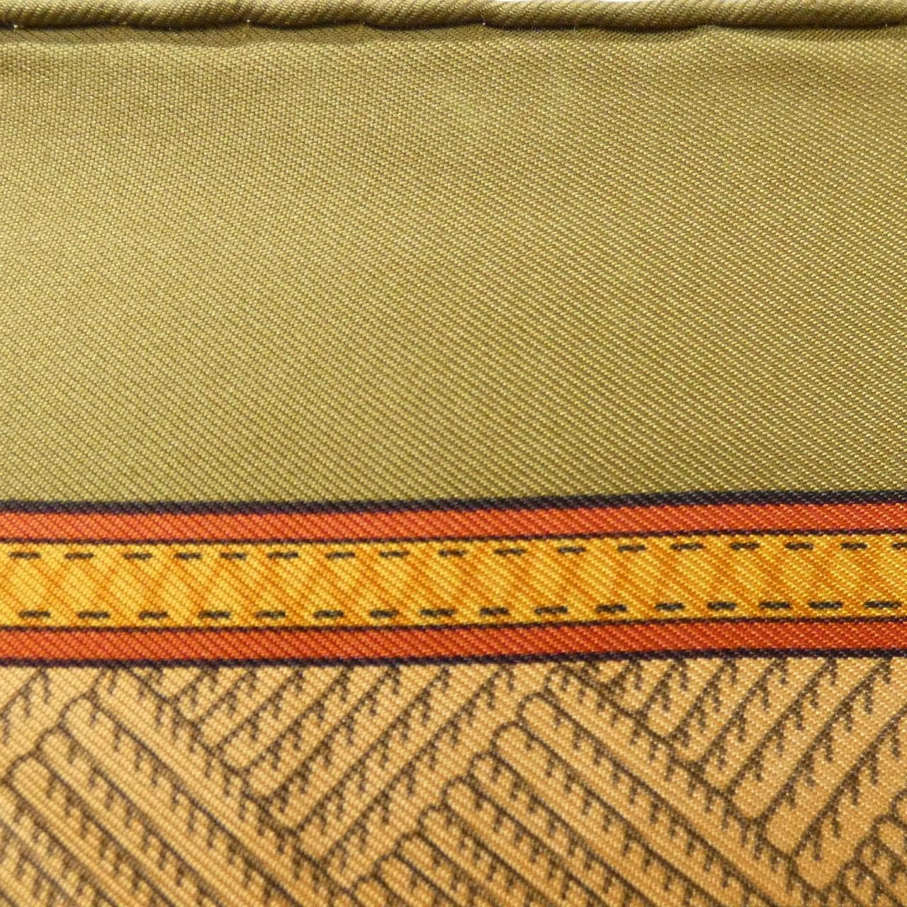 エルメス CUIRS DU DESERT カレ スカーフ