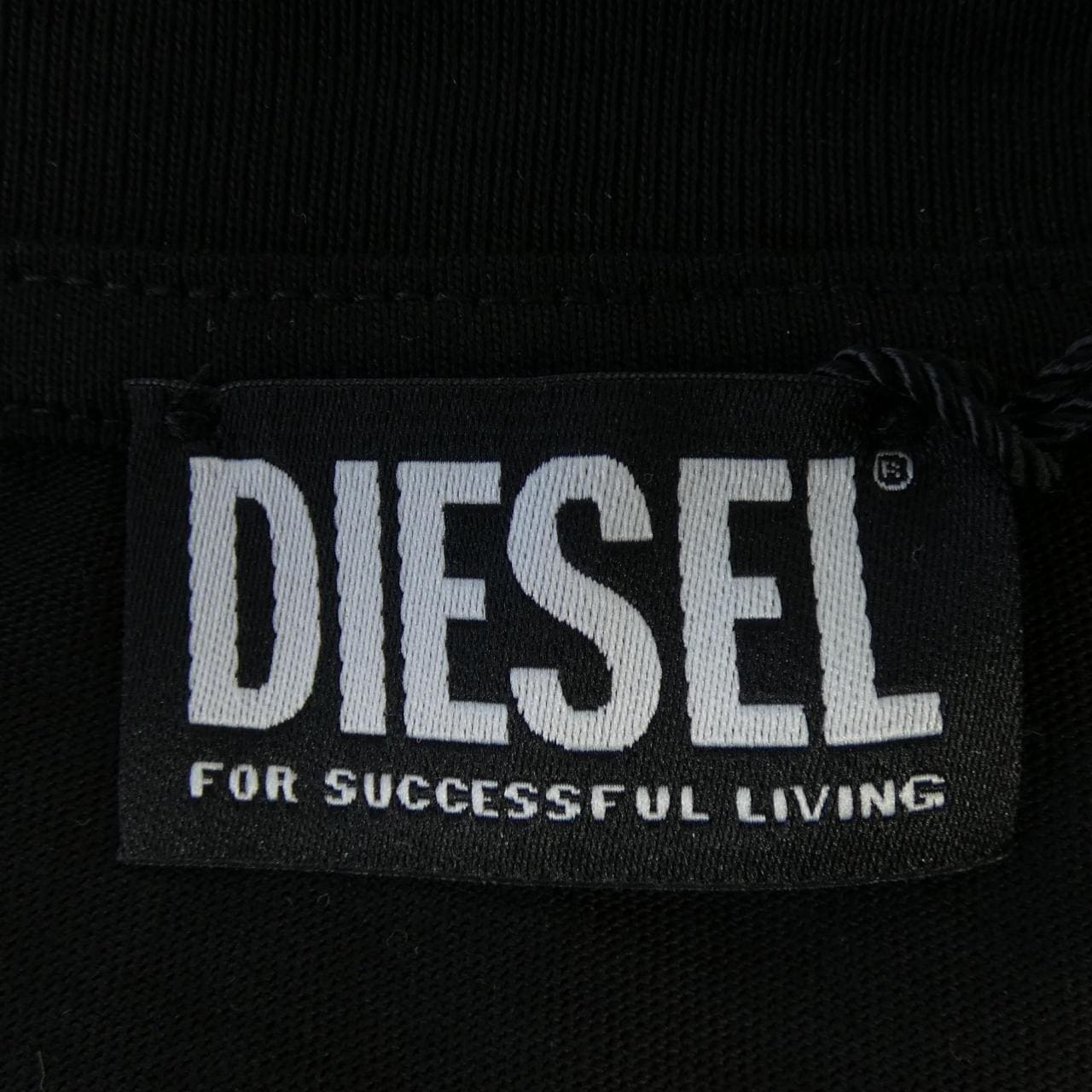 ディーゼル DIESEL A12754 RPAT1 900 Tシャツ
