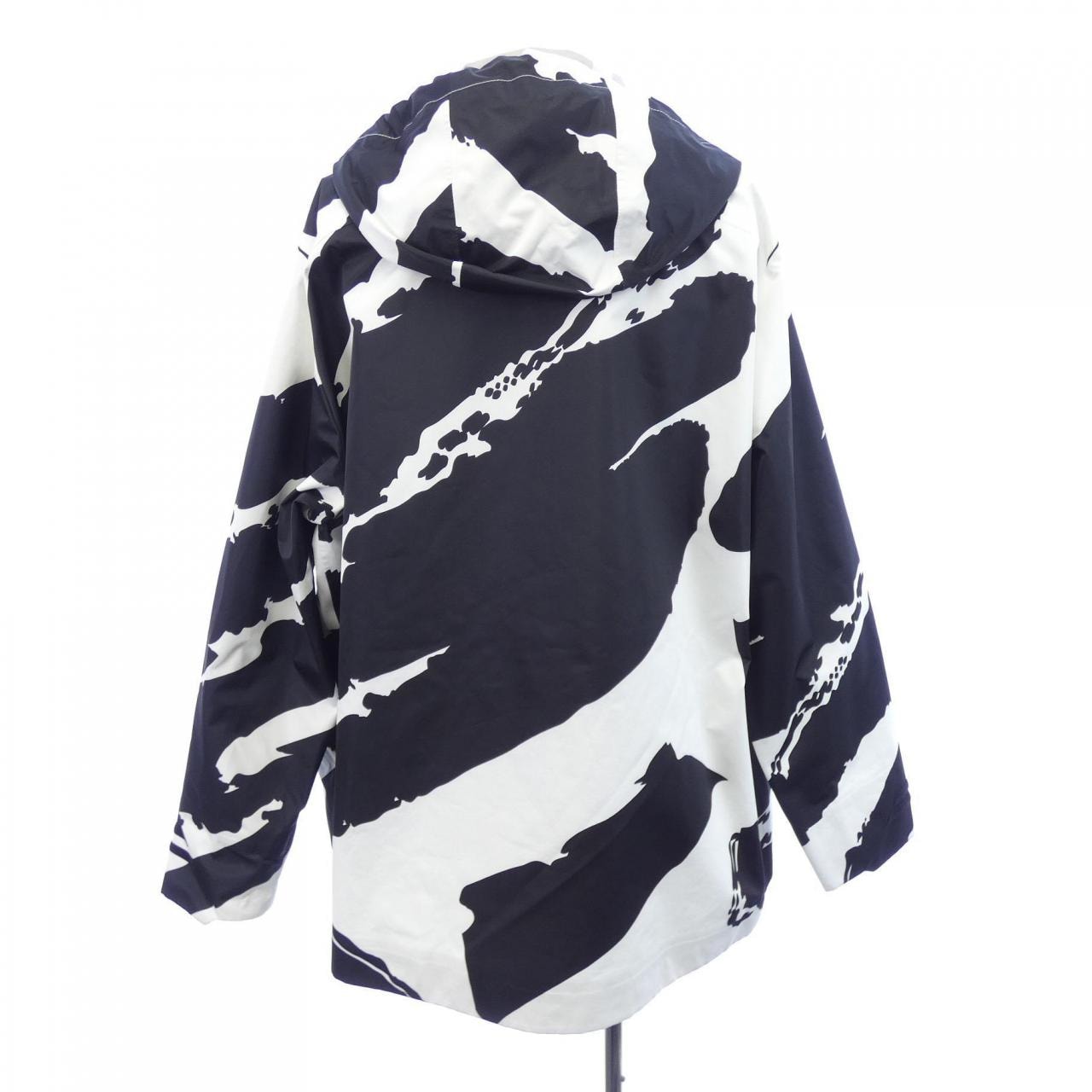 ルイヴィトン LOUIS VUITTON ボンデッドグラフィックシェルジャケット HLB71EE76 ジャケット