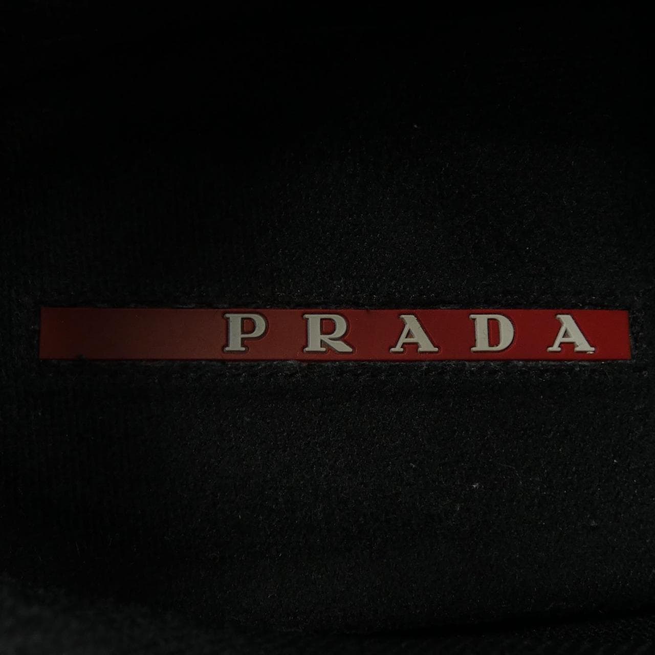 プラダ PRADA スニーカー