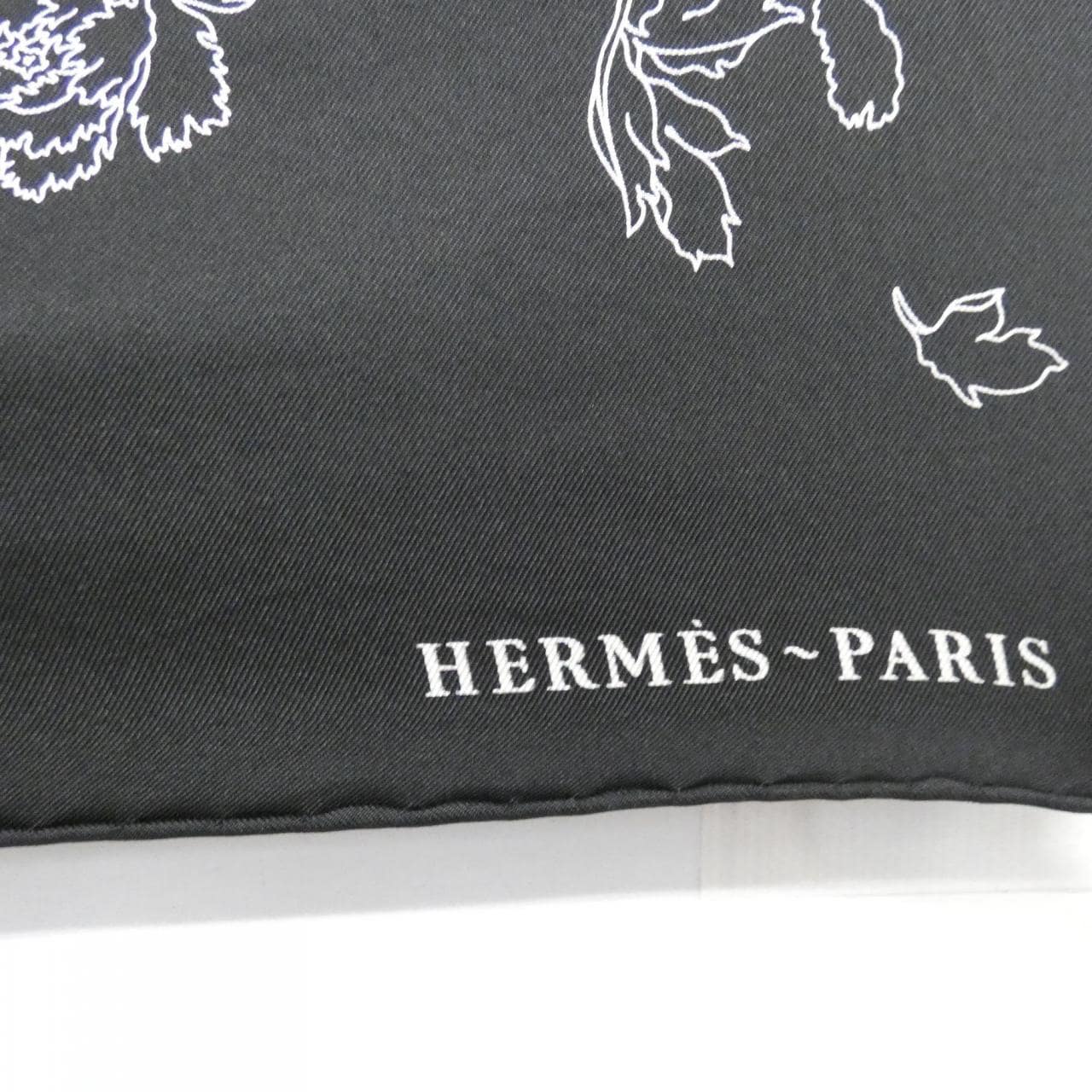 HERMES ROBE LEGERE Carre Scarf