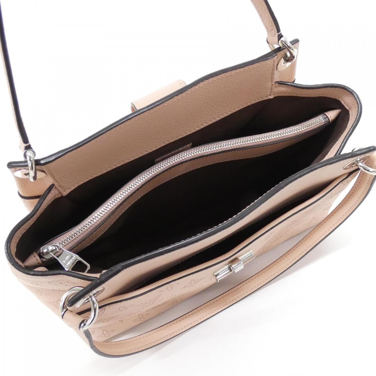 ルイヴィトン マヒナ セーヴル M41789 ショルダーバッグ