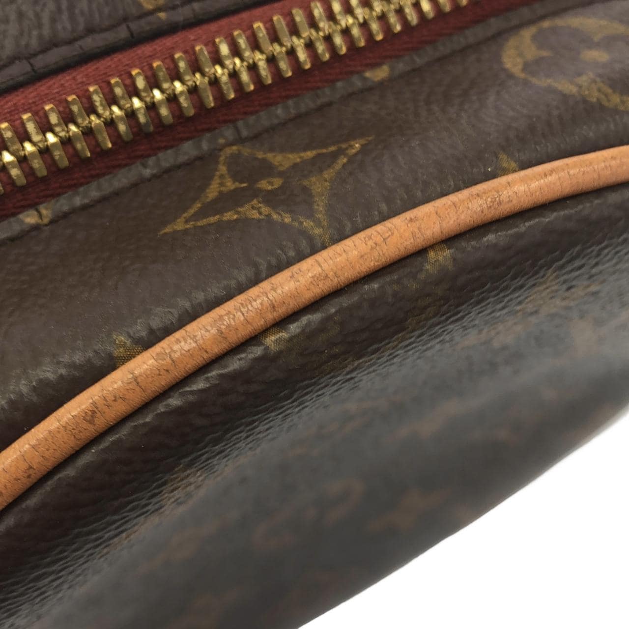 ルイヴィトン モノグラム ボワット シャポー スープル PM M45149 ショルダーバッグ