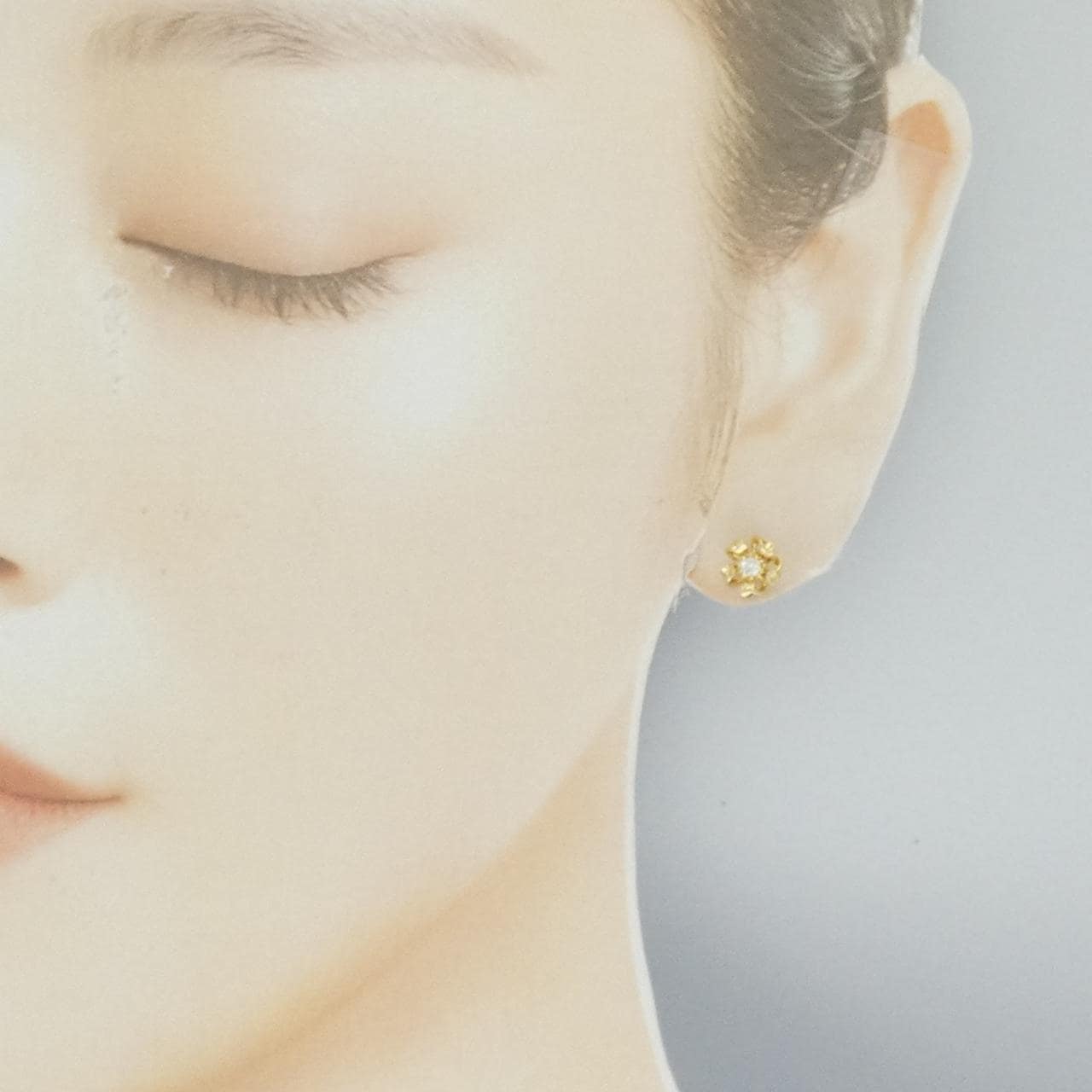 K18YG フラワー ダイヤモンド ピアス 0.10CT