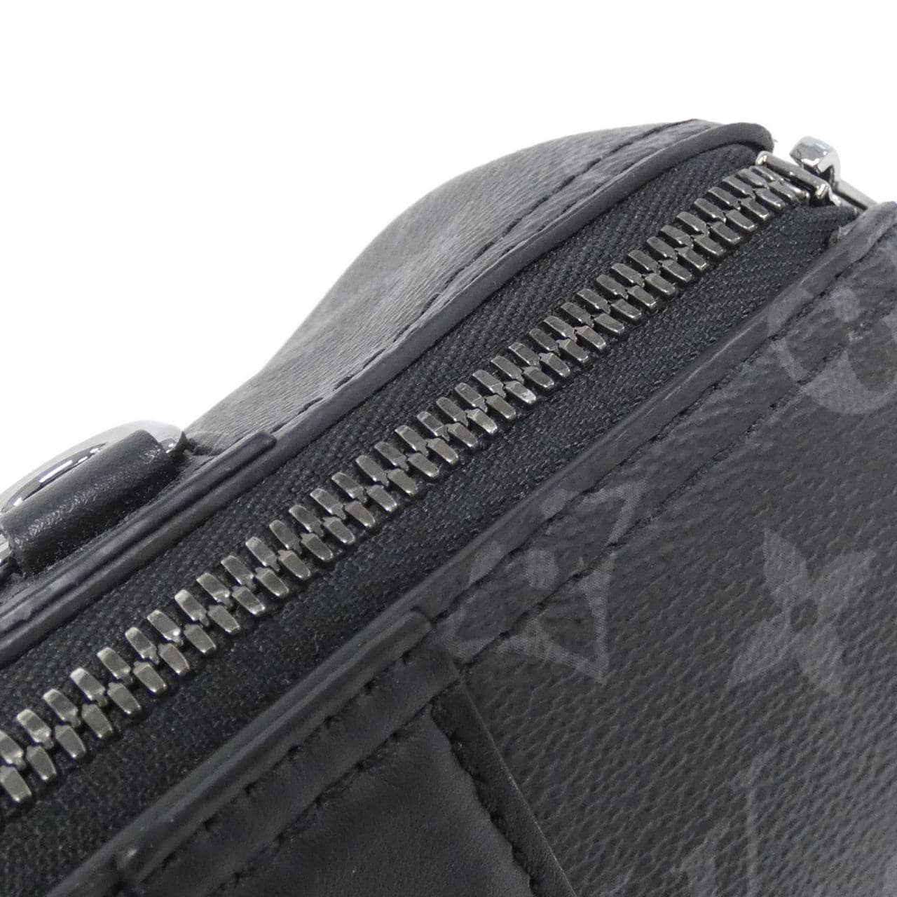 ルイヴィトン モノグラム エクリプス リバース シティ キーポル M45936 ショルダーバッグ