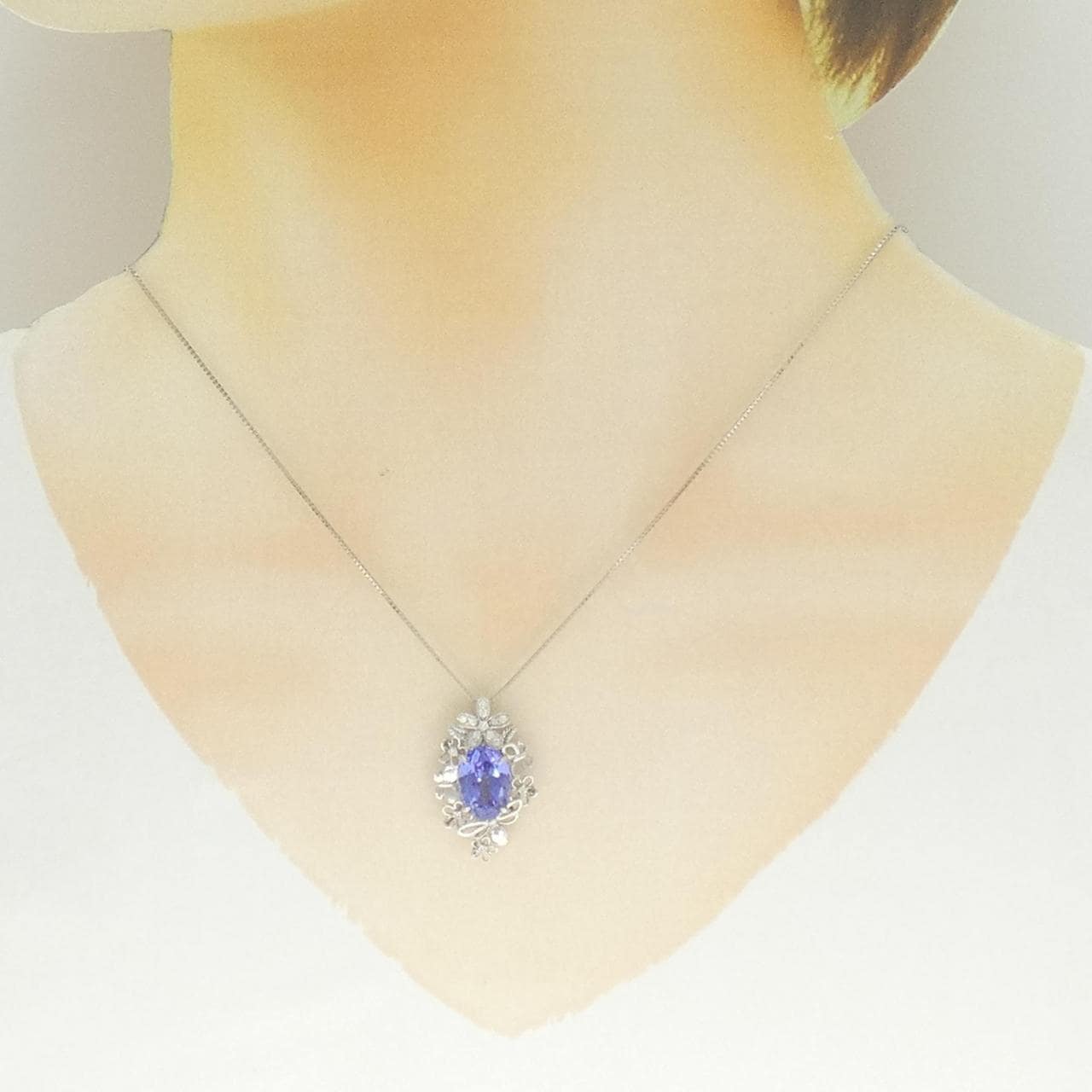PT900/PT850 フラワー タンザナイト ネックレス 4.13CT