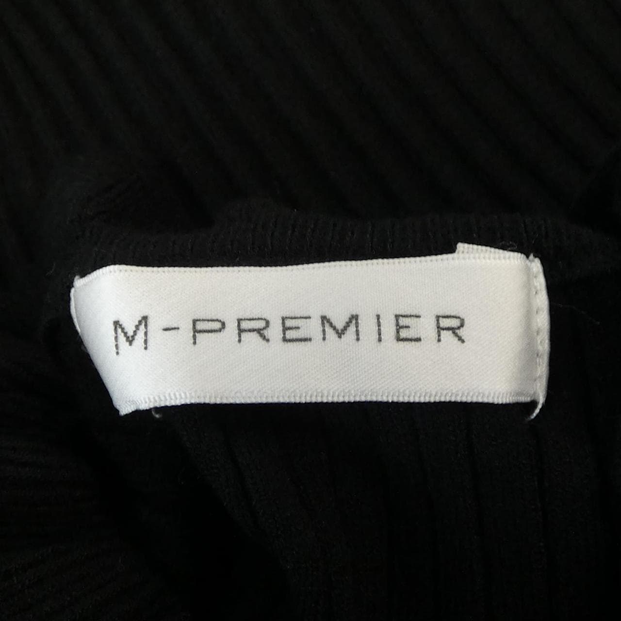エムプルミエ M-Premier ニット