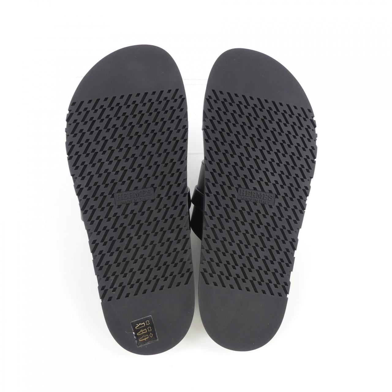 エルメス HERMES ジャクソン ケリーバックル 242951Z サンダル