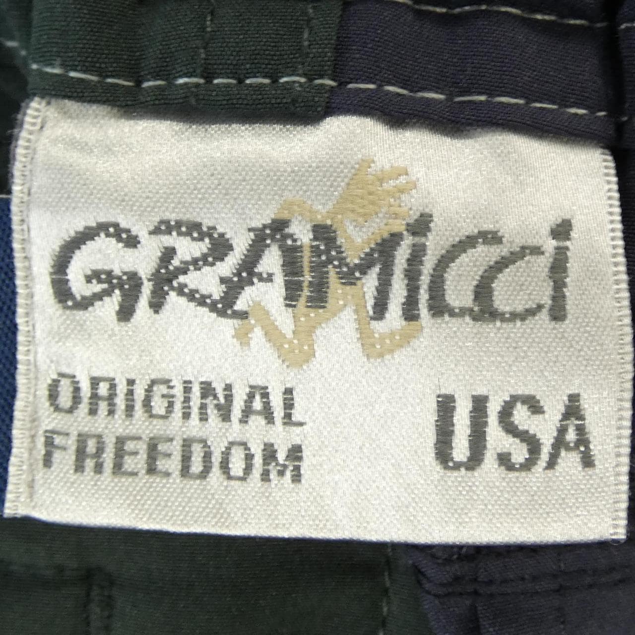 グラミチ GRAMICCI BEAMS ショートパンツ