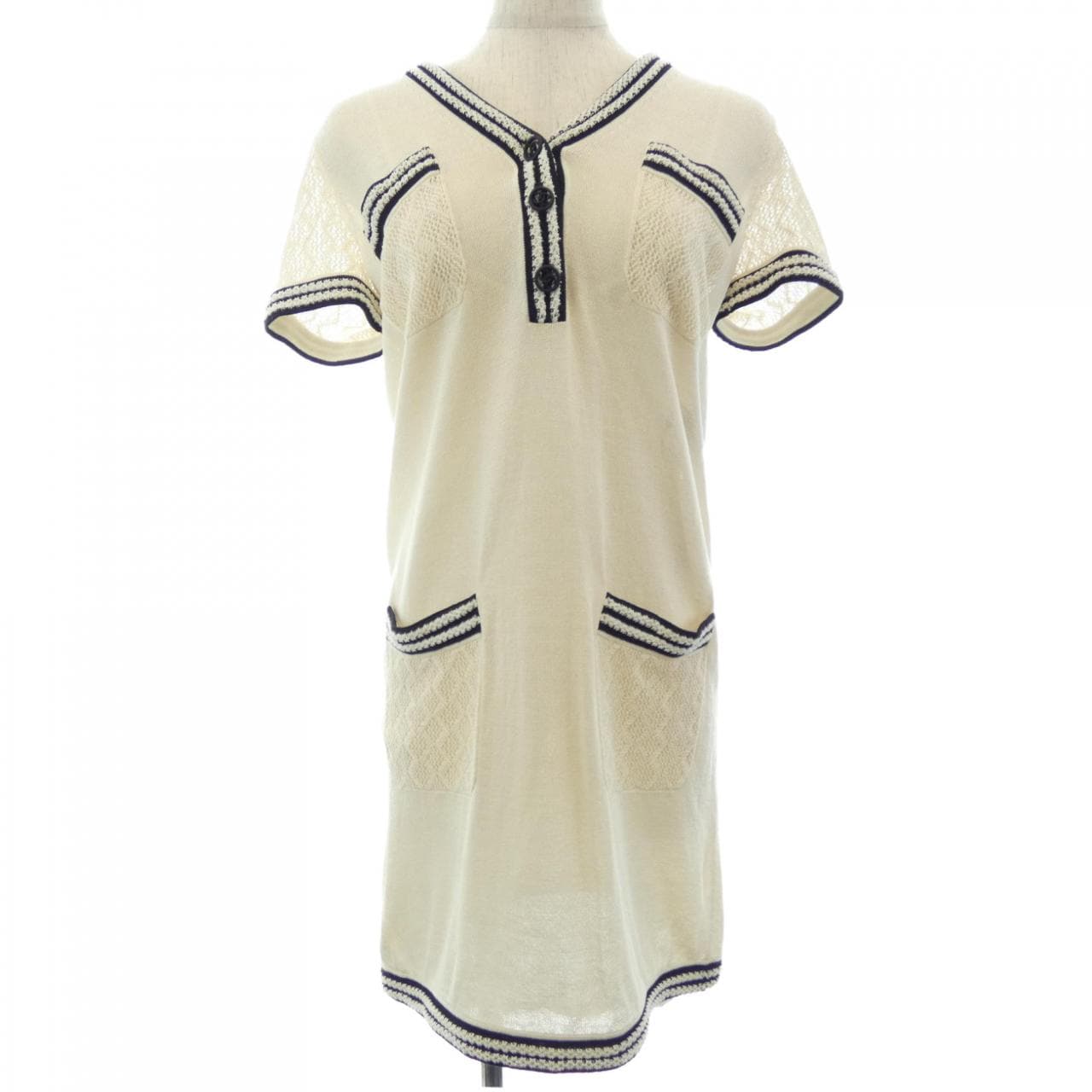 CHANEL P60682K46437 Dress