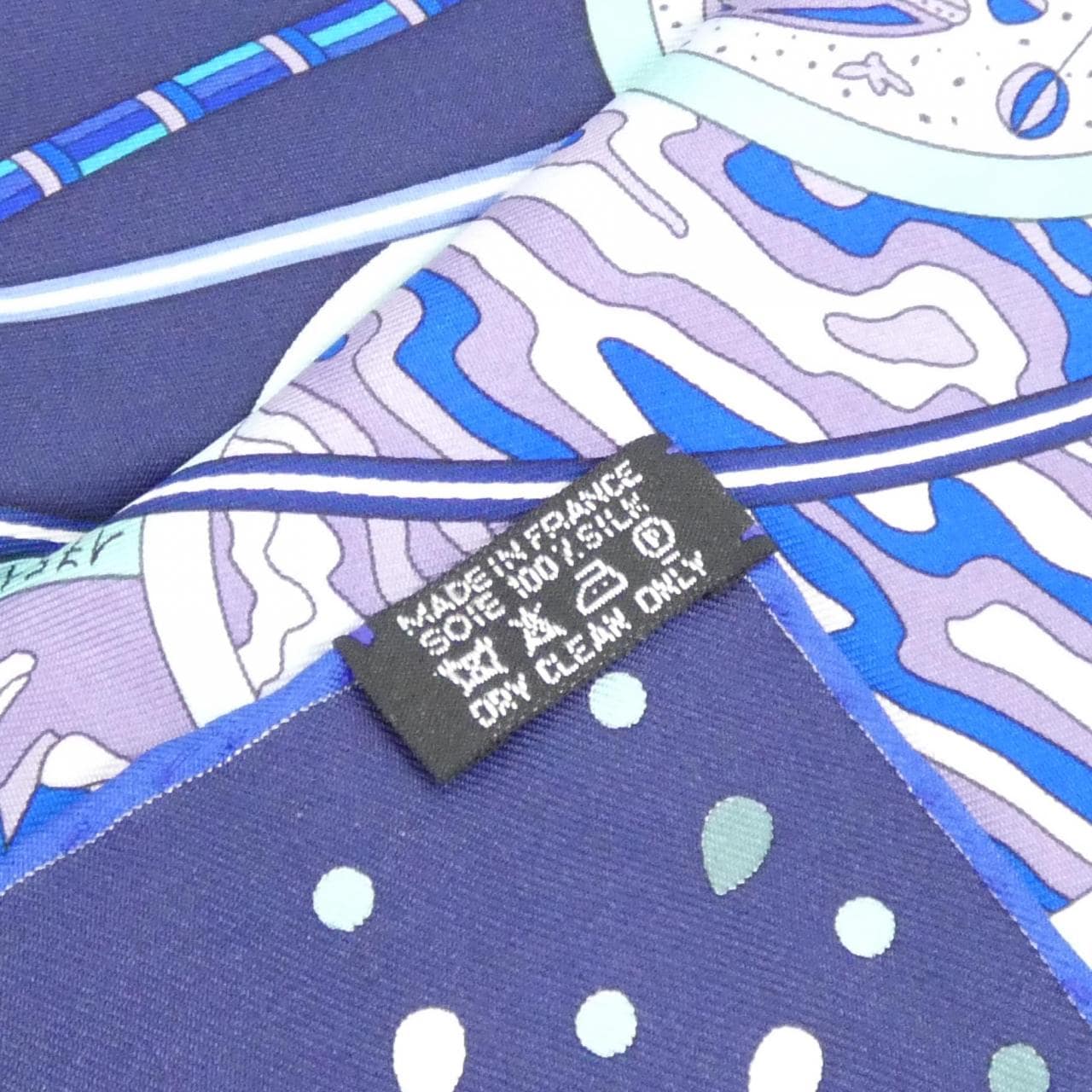 エルメス LE LABORATOIRE DU TEMPS カレ スカーフ