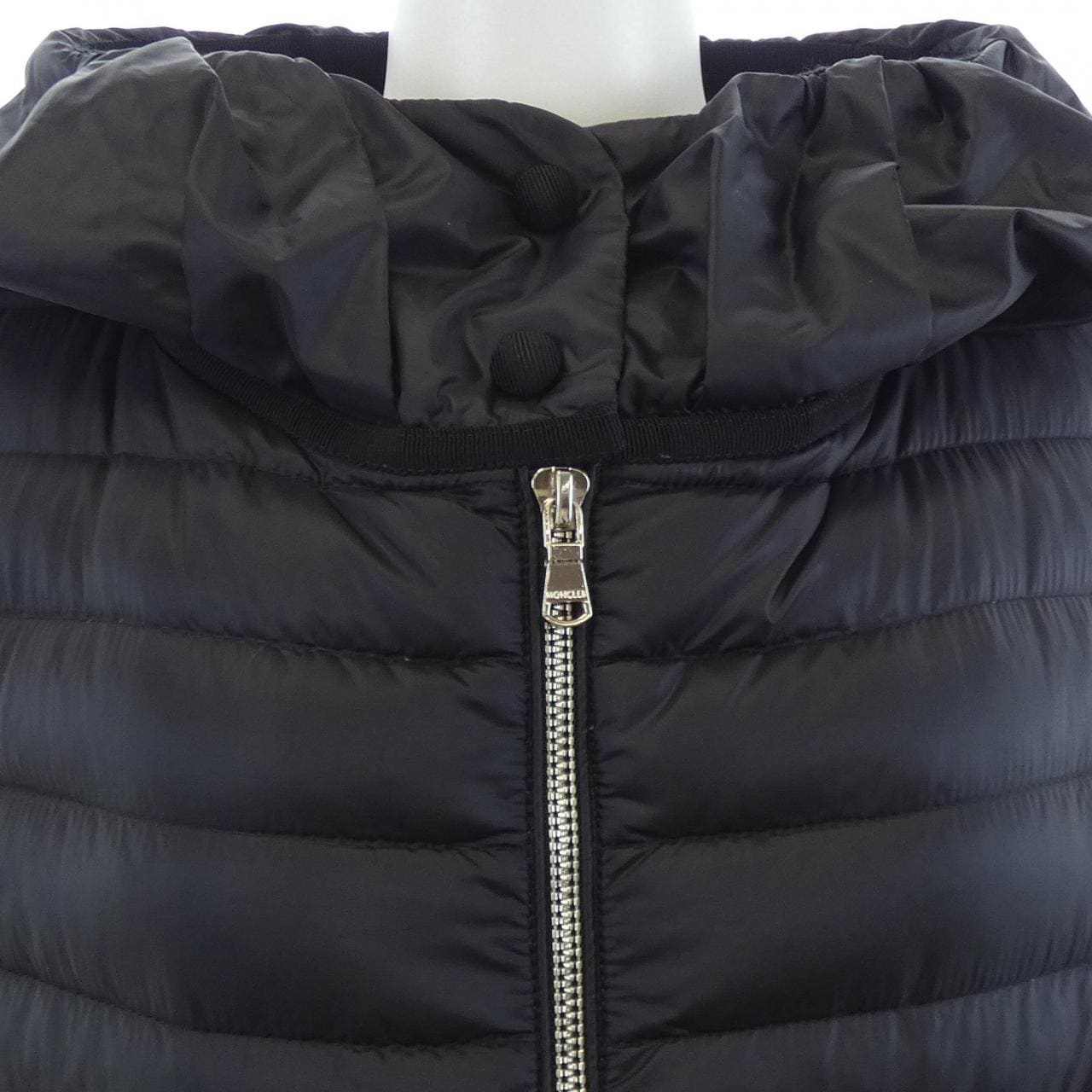 モンクレール MONCLER EBLE ダウンベスト