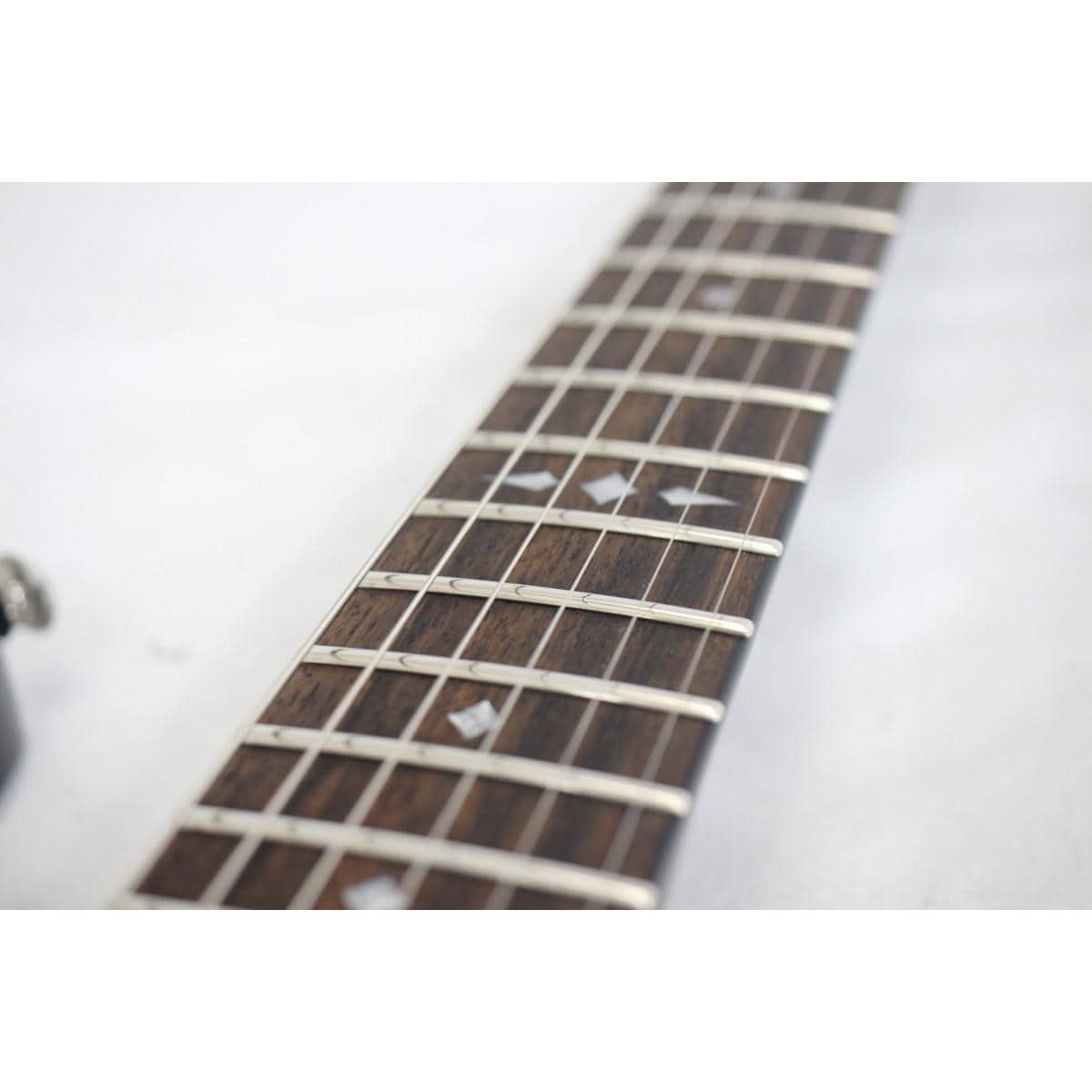 ＤＢＺ　ＧＵＩＴＡＲＳ　ＢＡＲＣＨＥＴＴＡ　ＥＭＩＮＥＮＴ　ＦＲ