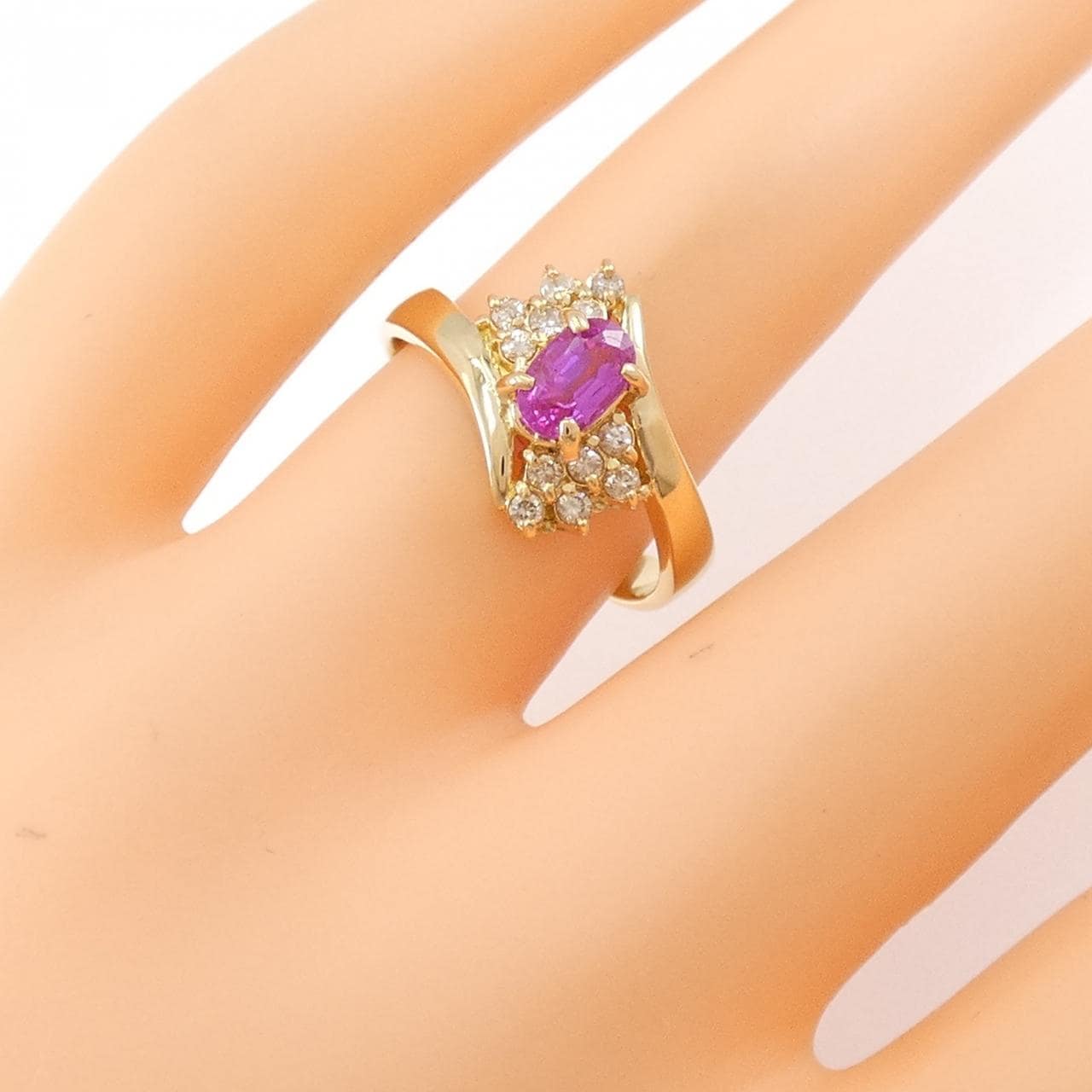 K18YG サファイヤ リング 0.69CT