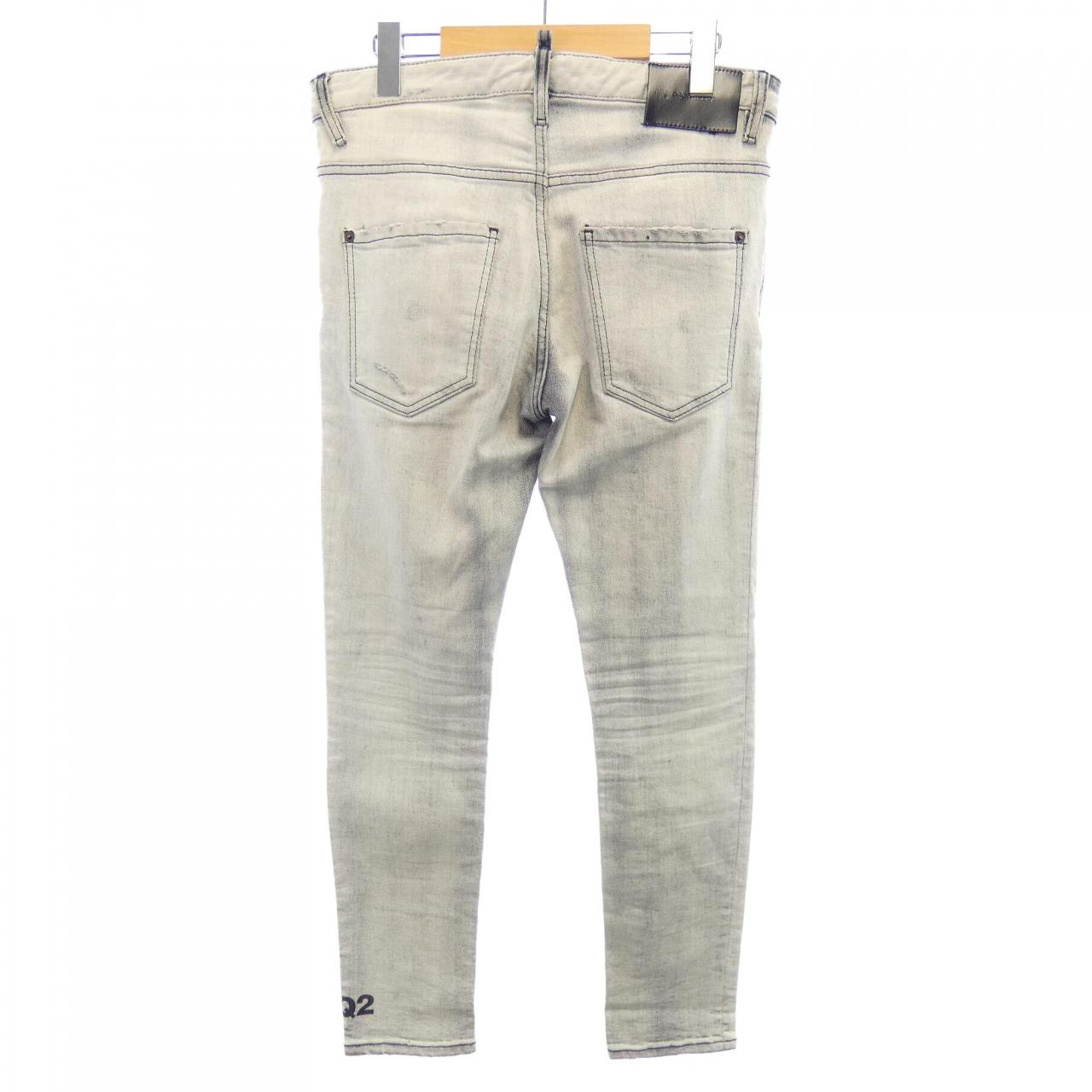 ディースクエアード DSQUARED2 S74LB1187 ジーンズ