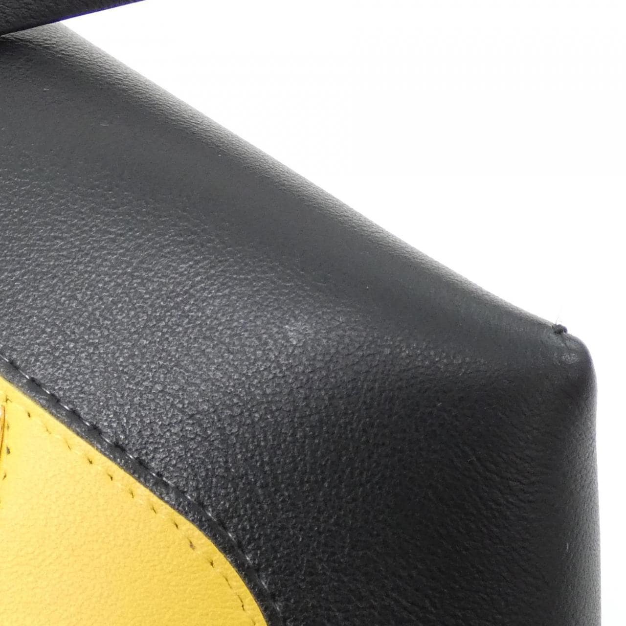 フェンディ BAG BUGS ロール ミニ 8BS096 ATXU バッグ