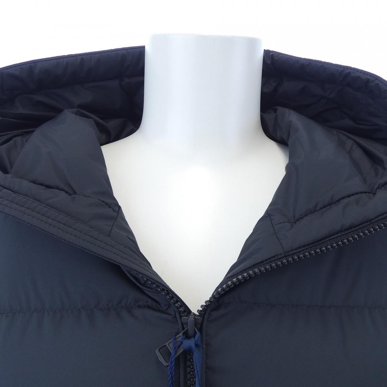 【新品】モンクレール MONCLER LAVERAET ダウンジャケット