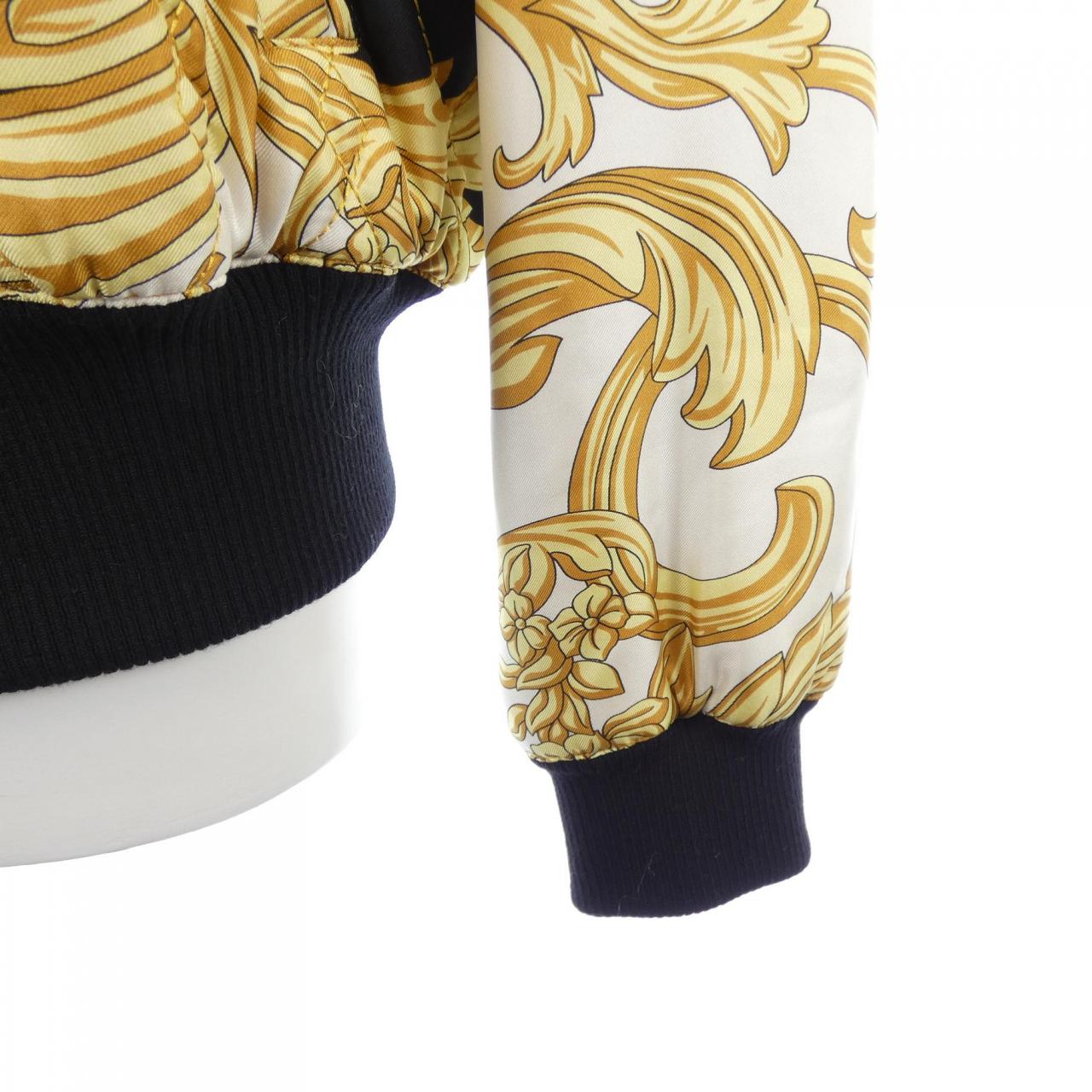 ヴェルサーチェ VERSACE A67108 ジャケット