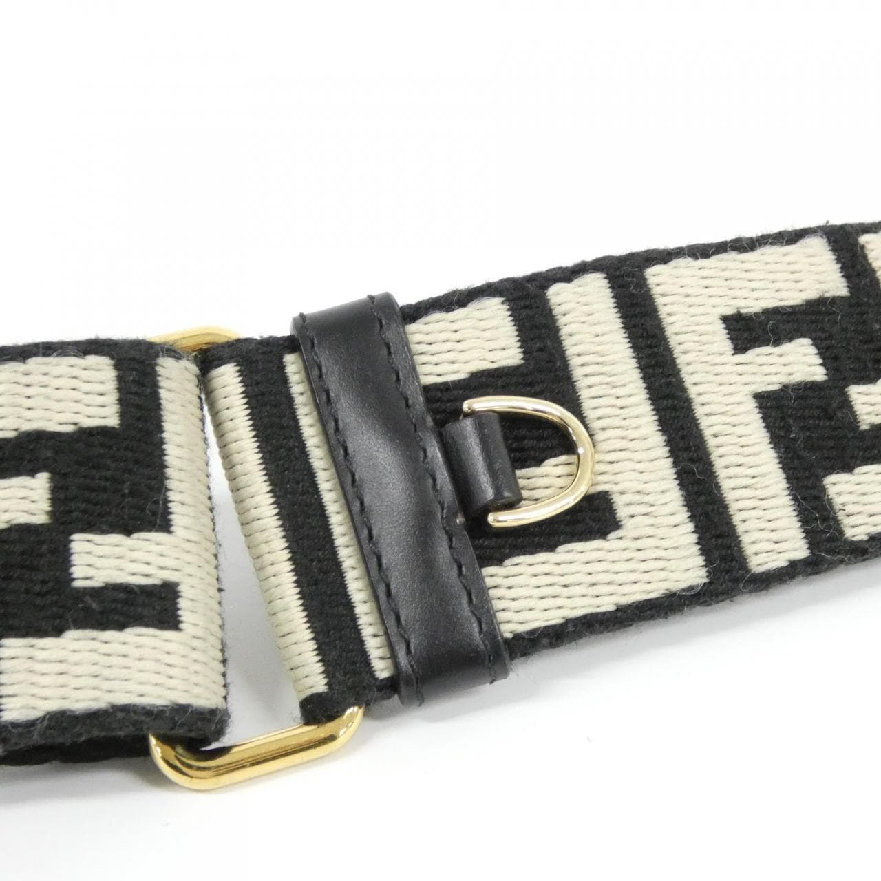 フェンディ ストラップ ユー 8AV386 AJPE ストラップ