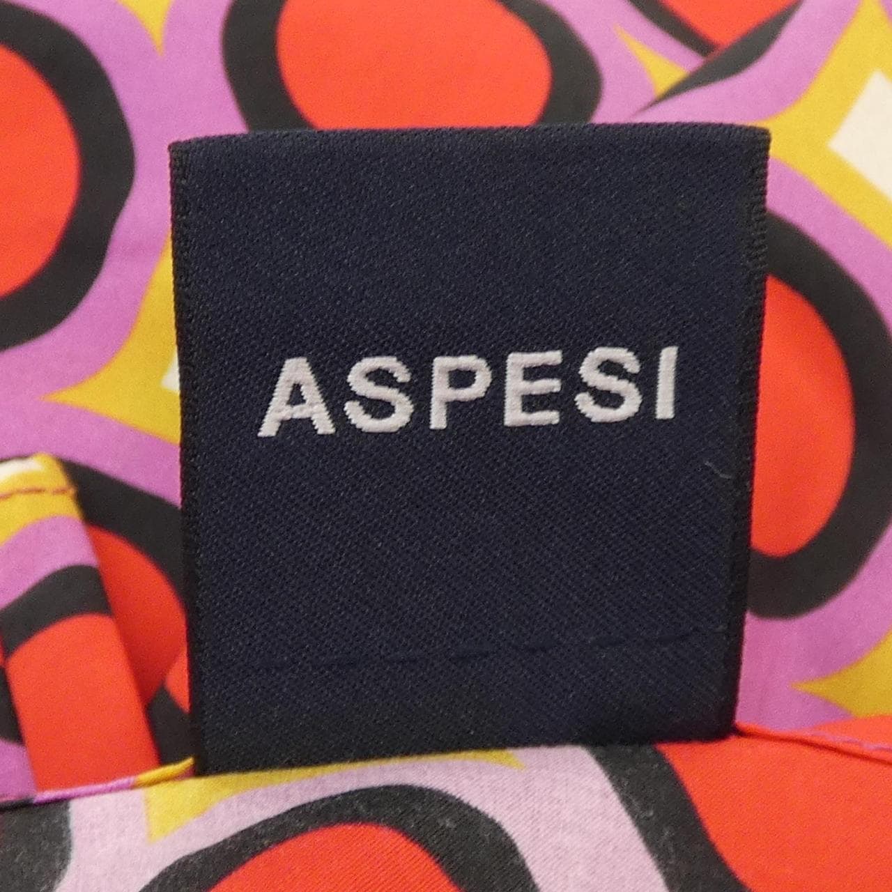 アスペジ ASPESI トップス