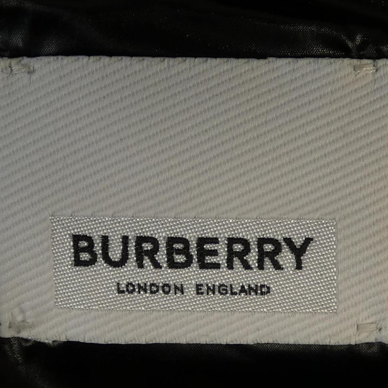 バーバリー BURBERRY 8019569 ダウンコート