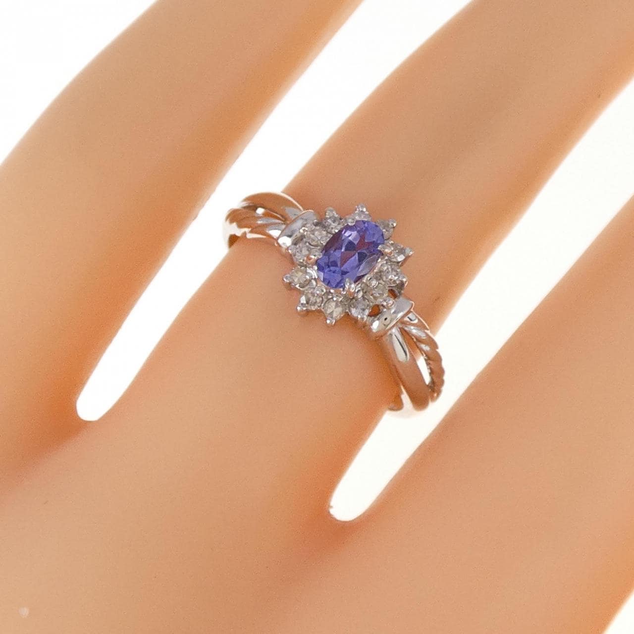 PT Tanzanite ring