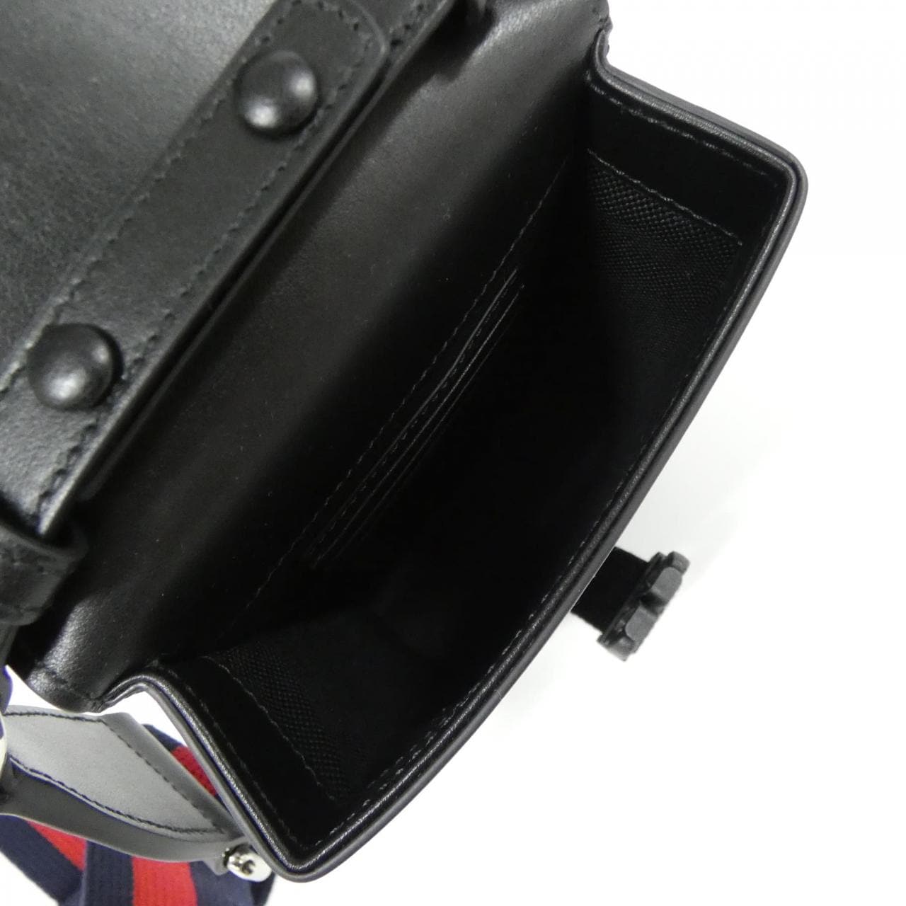 【新品】グッチ 816954 FAD8C ショルダーバッグ