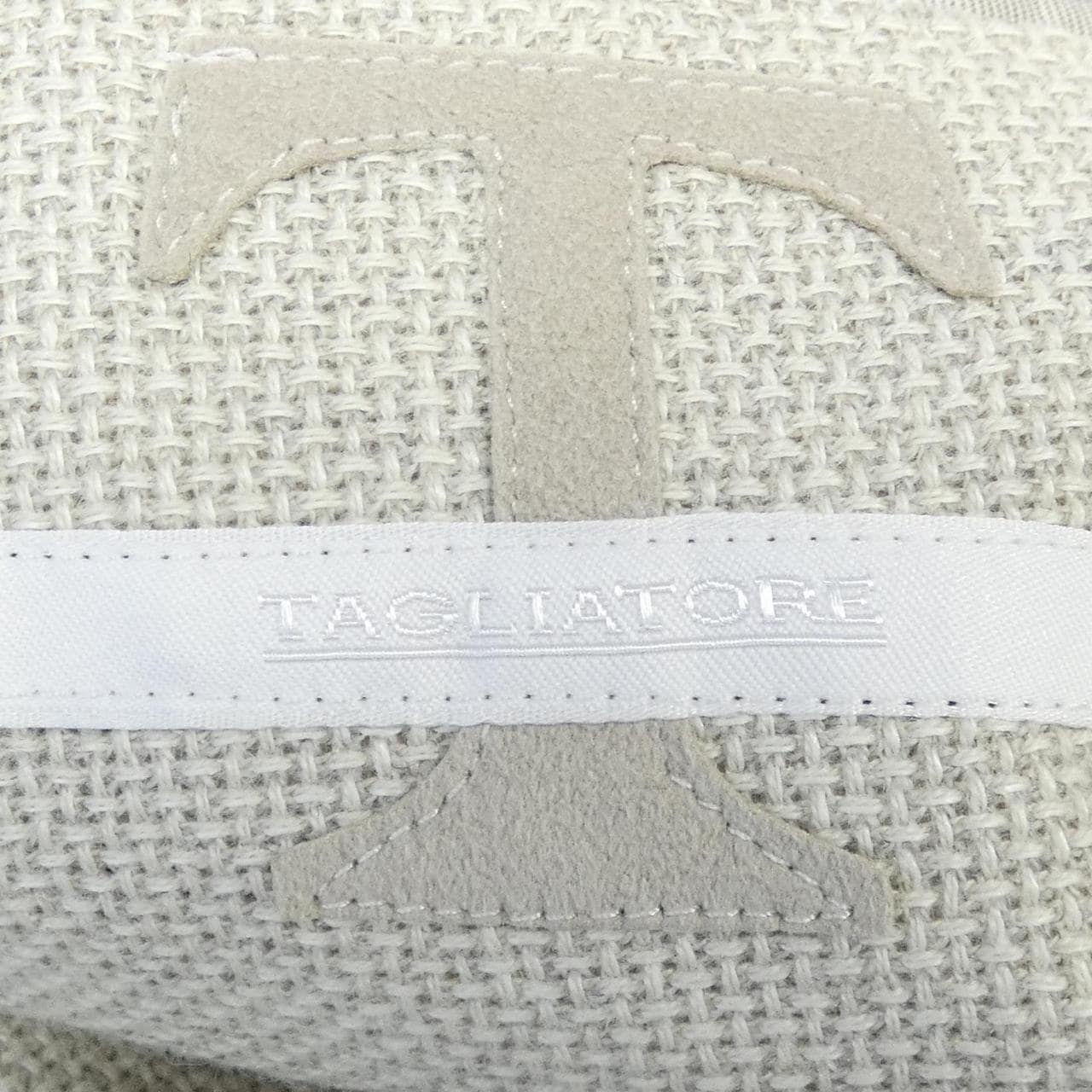 タリアトーレ TAGLIATORE ジャケット