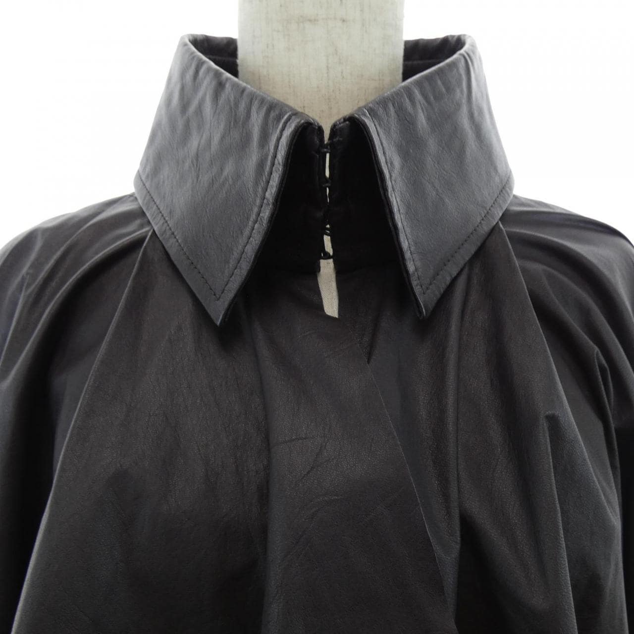 ヒスイ HISUI レザージャケット