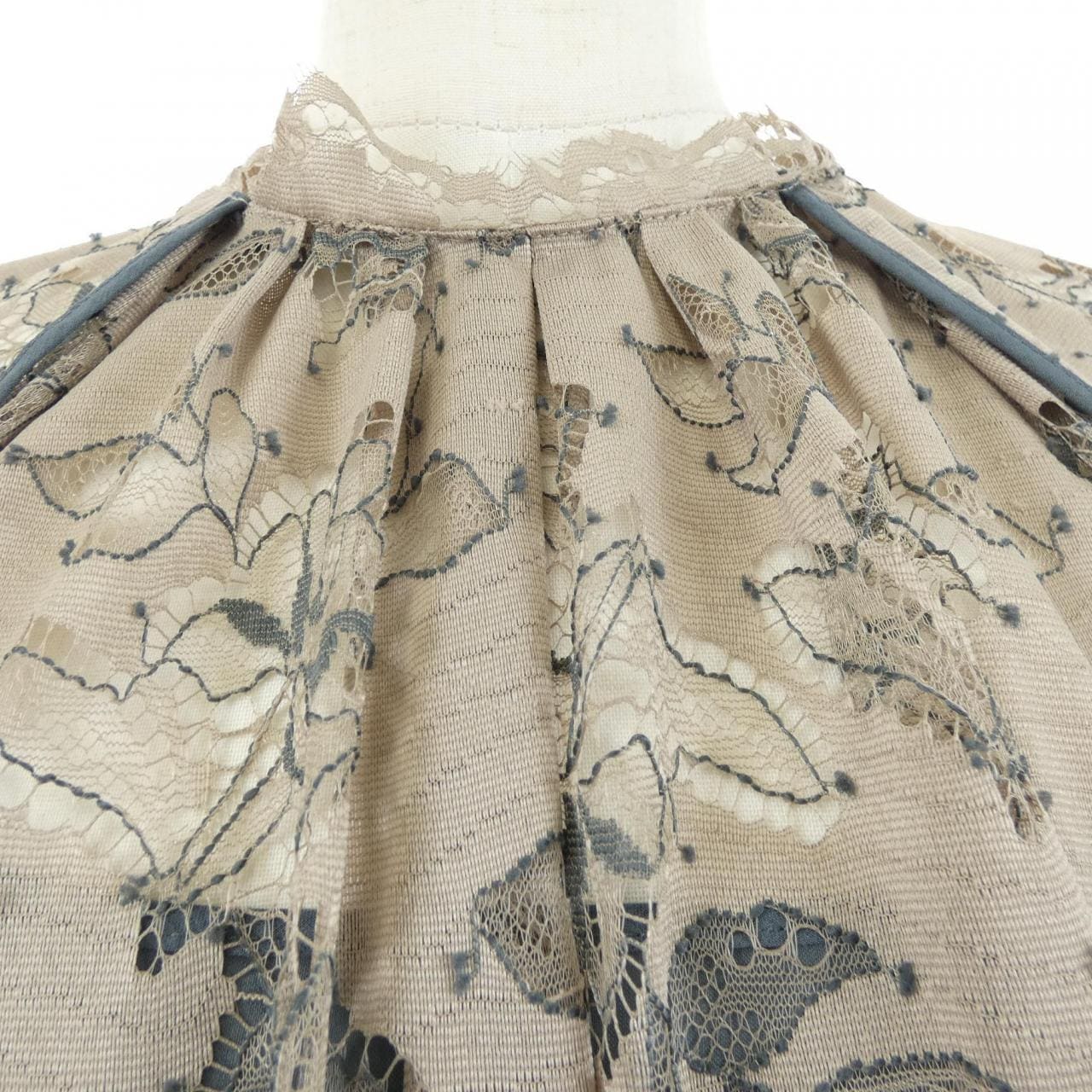 BERNARD PERRIS トップス