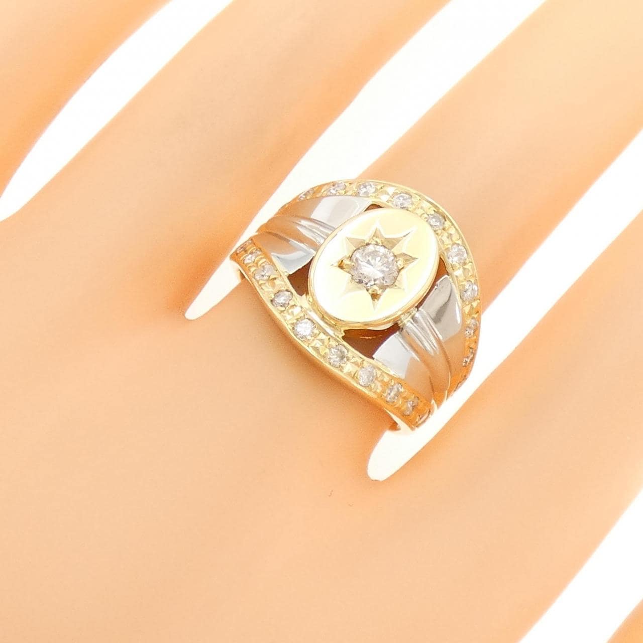 K18YG/PT900 ダイヤモンド リング 0.70CT
