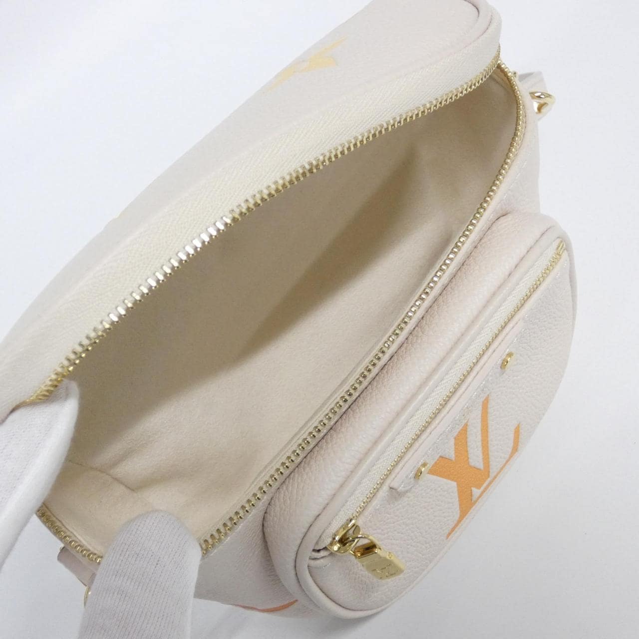 ルイヴィトン モノグラム アンプラント(バイ ザ プール) ミニ バムバッグ M82208 ショルダーバッグ