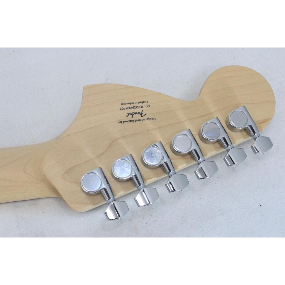 SQUIER  AFFINITY STRATOCASTER