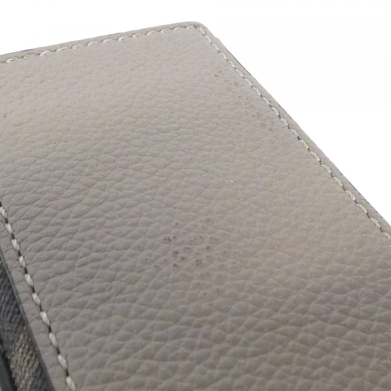 フェンディ バゲット ソフト トランク 7VA565 AQWH バッグ