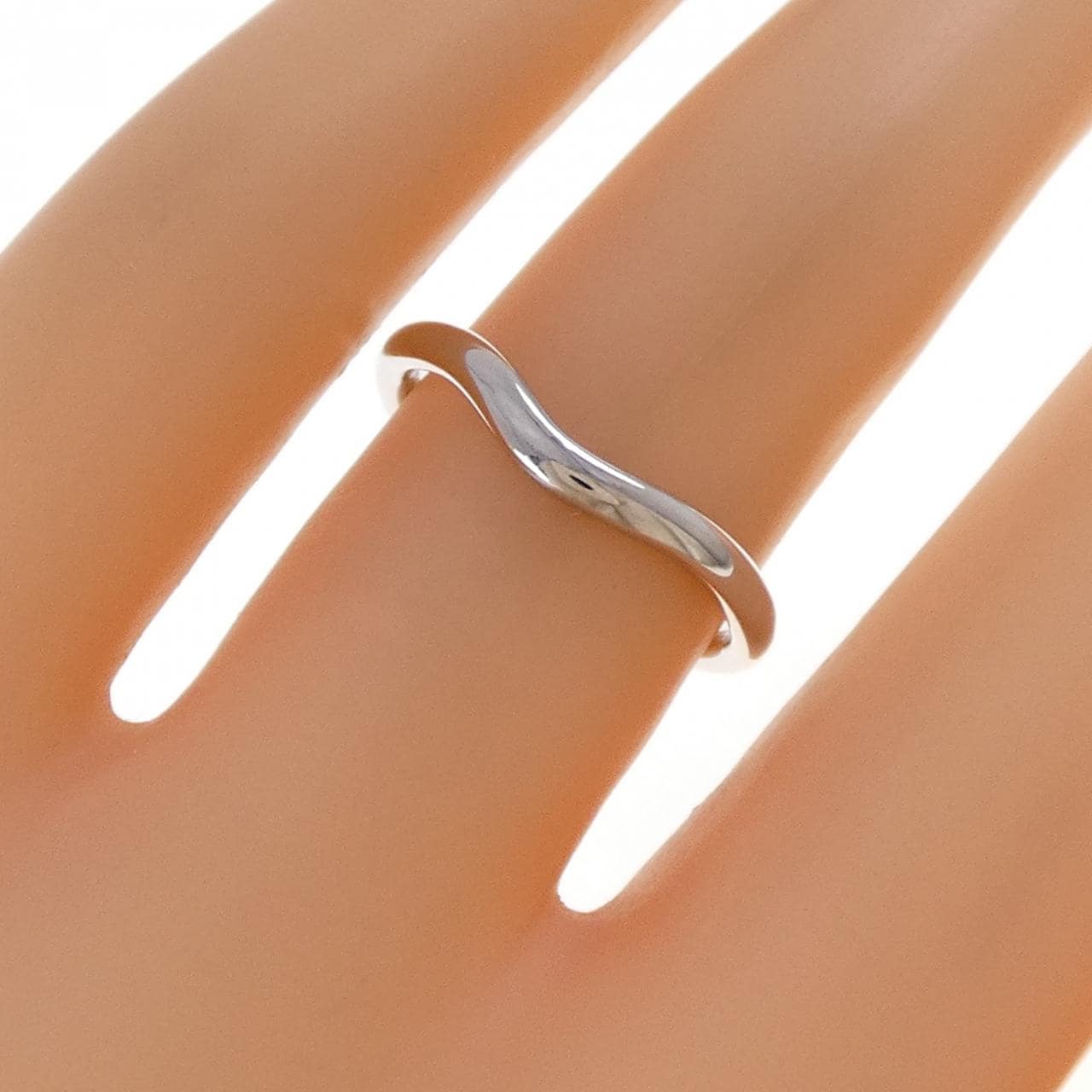 ティファニー カーブド リング