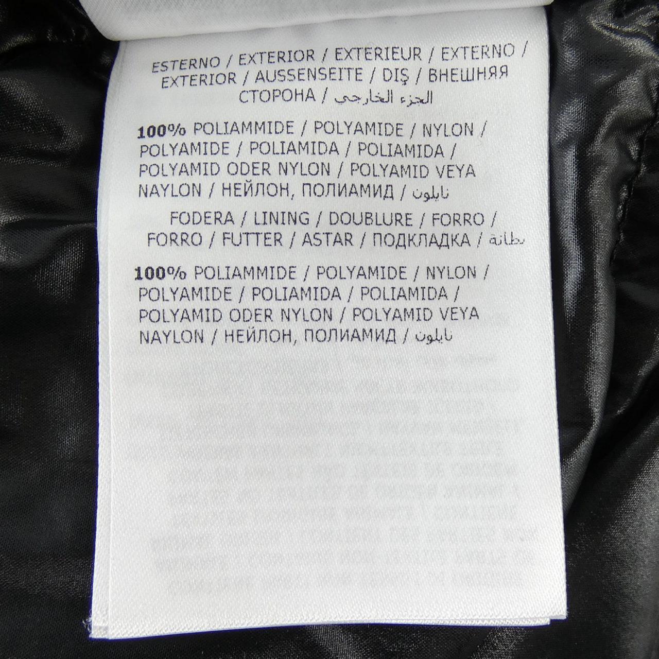 モンクレール MONCLER MONTCLA ダウンジャケット