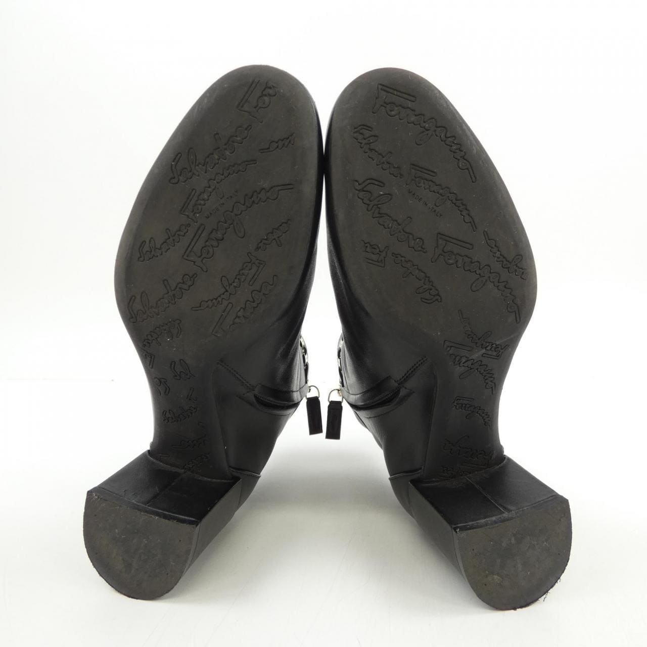 サルヴァトーレフェラガモ SALVATORE FERRAGAMO ブーツ