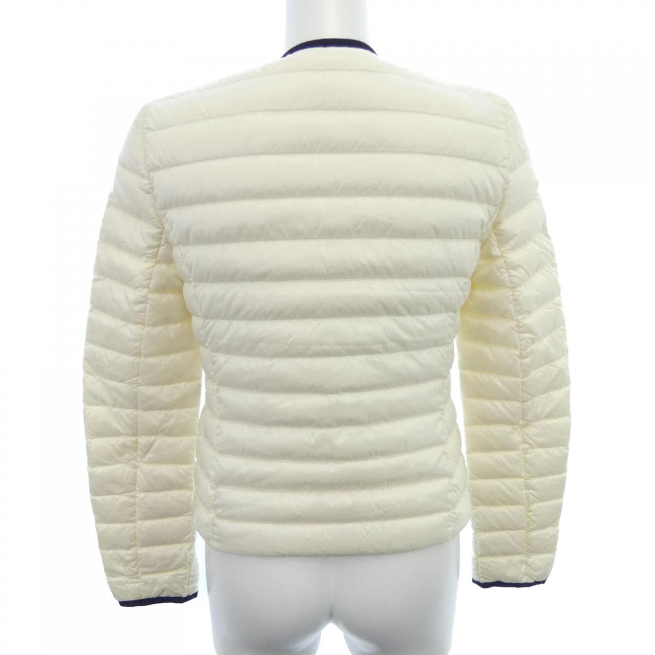 モンクレール MONCLER ダウンジャケット