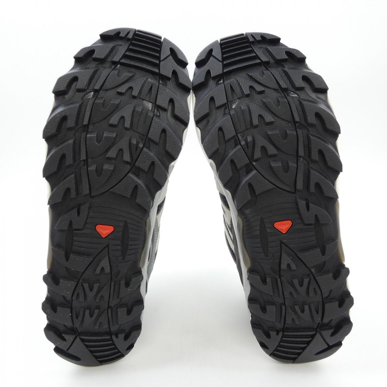 サロモン SALOMON スニーカー